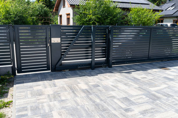 Best Driveway Paving Contractor  in Naval Academy, MD